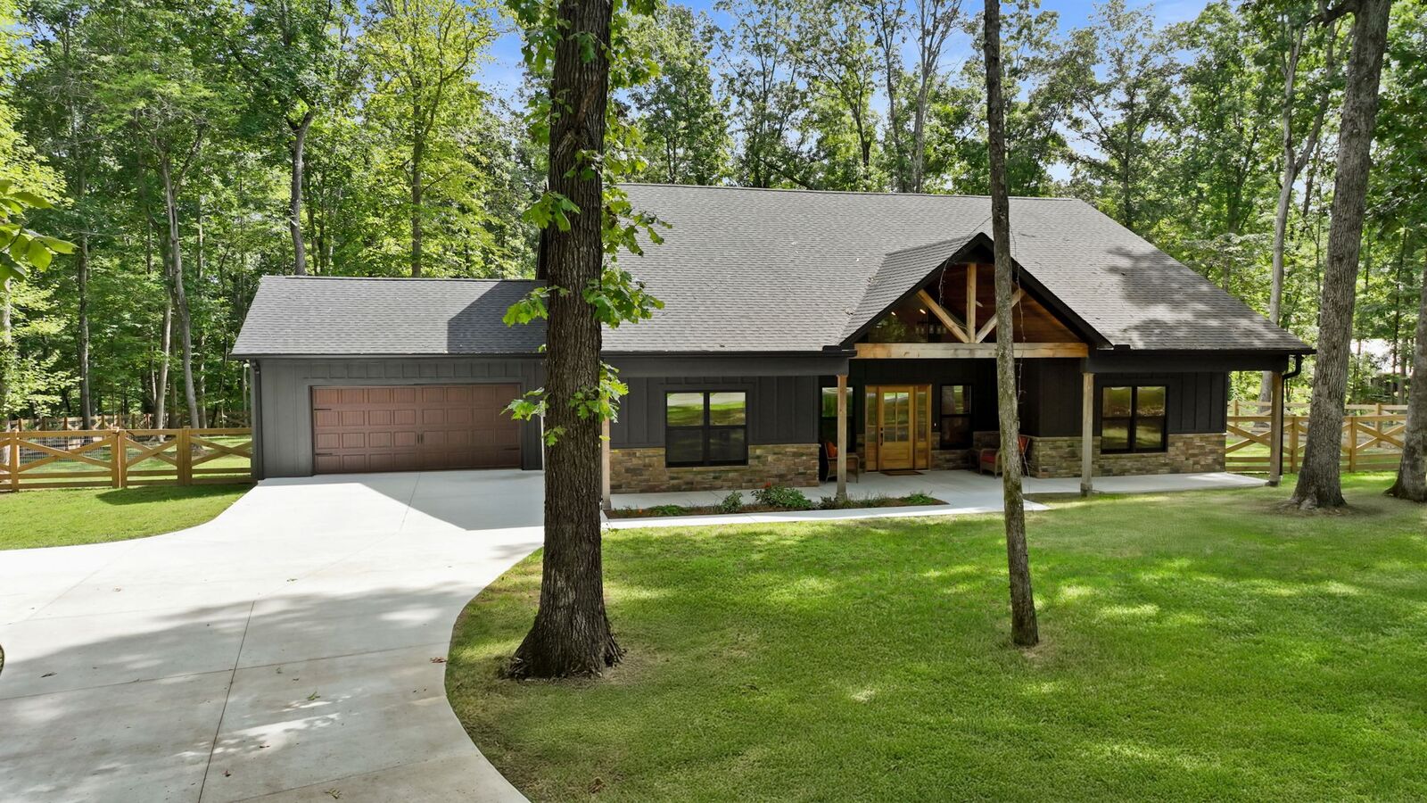 Property Photo:  871 Hasty Ln  TN 37330 