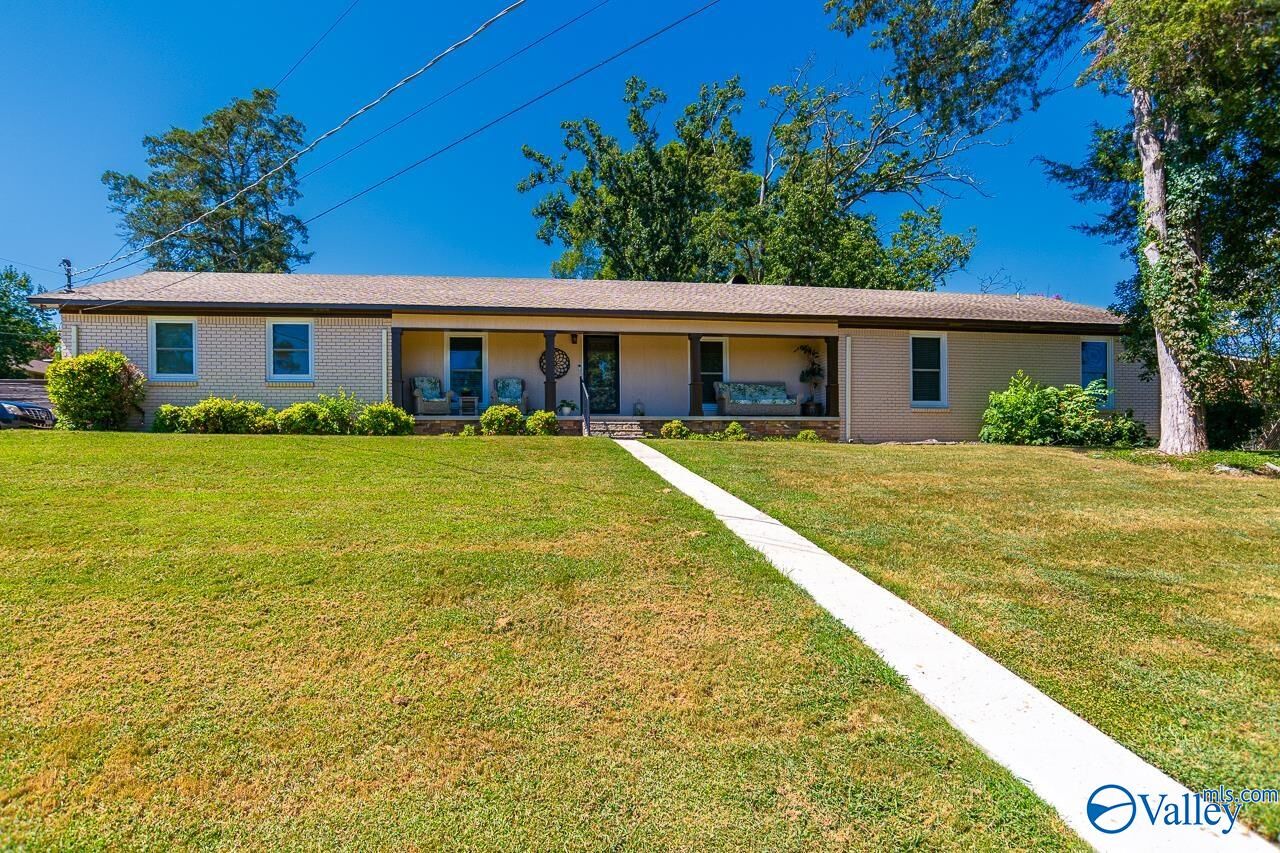 Property Photo: 1901 Epworth Drive NE AL 35811