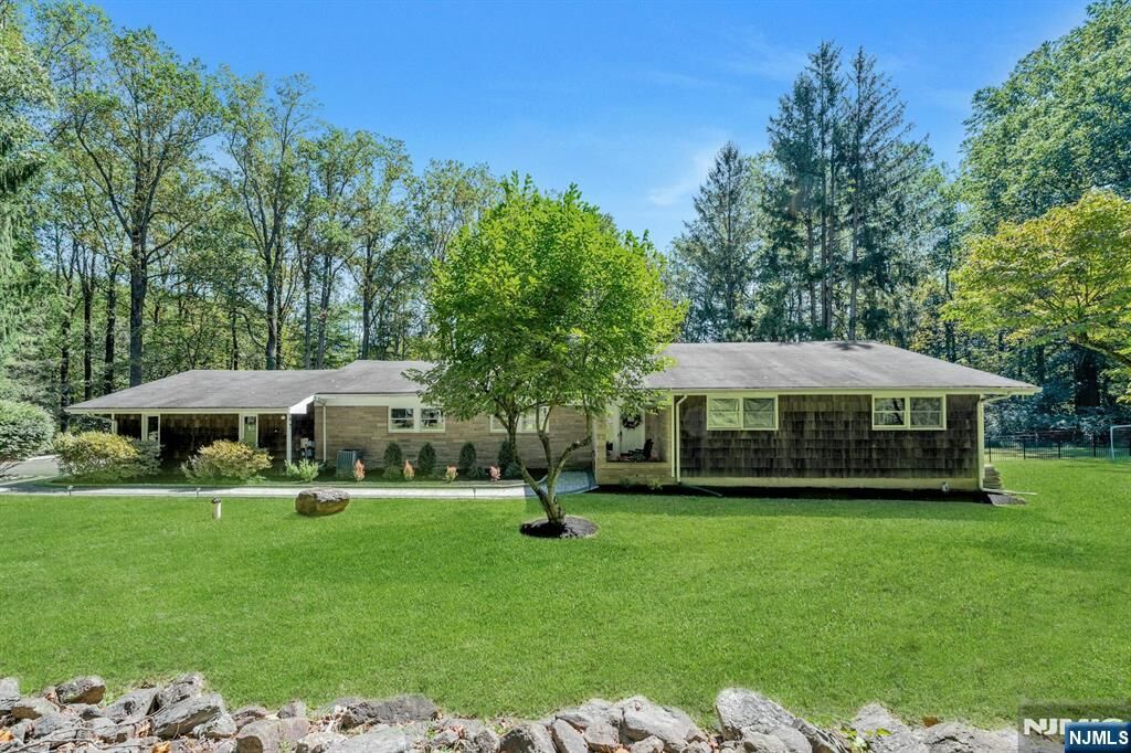 Property Photo: 10 Delwood NJ 07930
