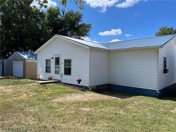 Property Photo: 73511 Old Twenty-One Road OH 43749