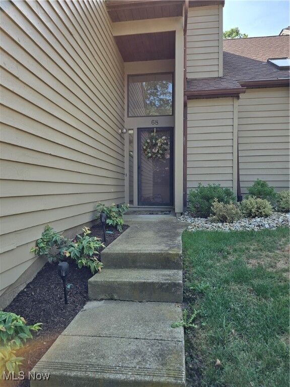 68 Starboard Circle  Coventry Township OH 44319 photo
