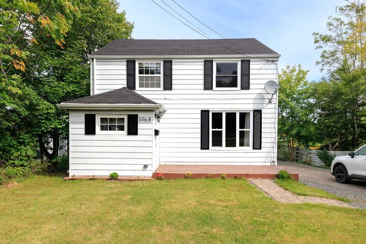 1068 Main Street  Glace Bay NS B1A 4Z7 photo
