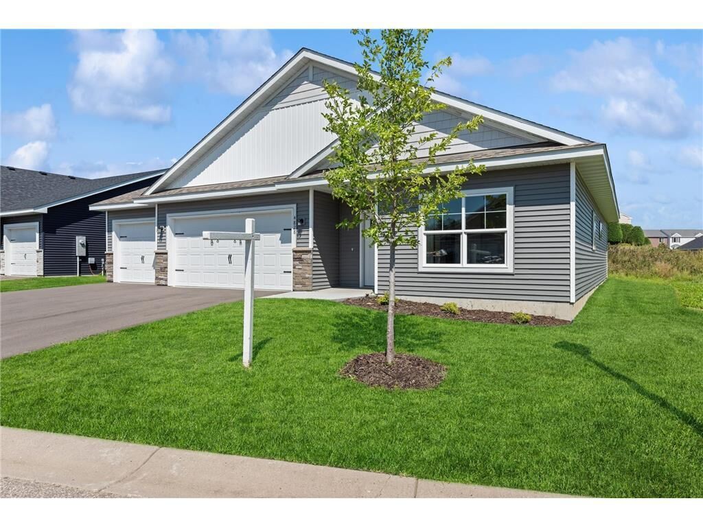 Property Photo: 4907 Evergreen Drive N MN 55038