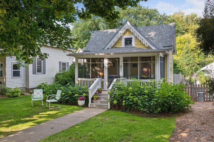 Property Photo: 4222 Pillsbury Avenue S MN 55409