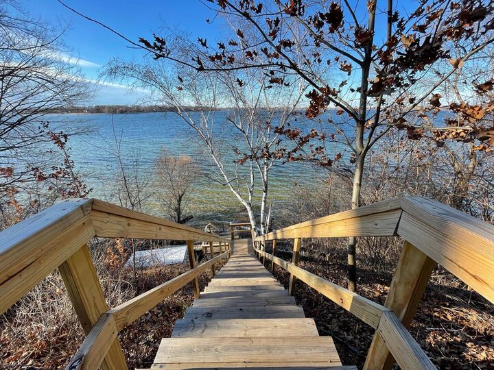 44 Peninsula Road  Dellwood MN 55110 photo