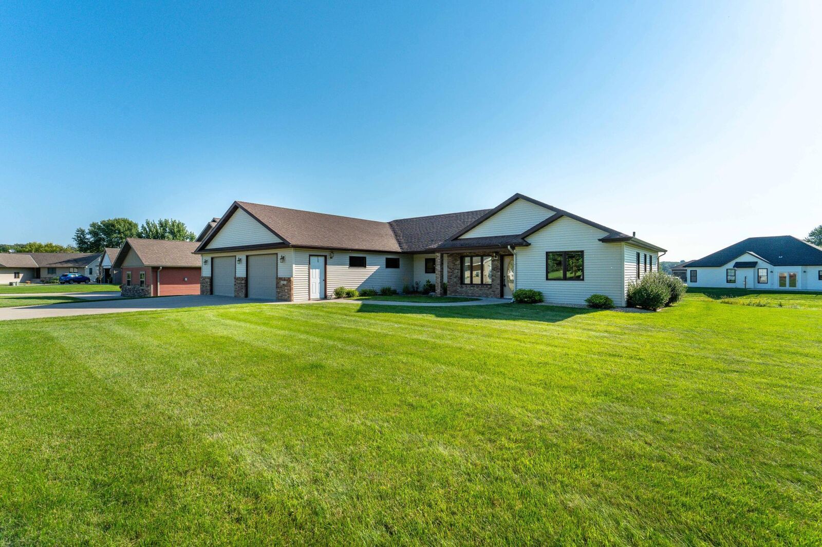 Property Photo: 1502 Viking Court MN 56537