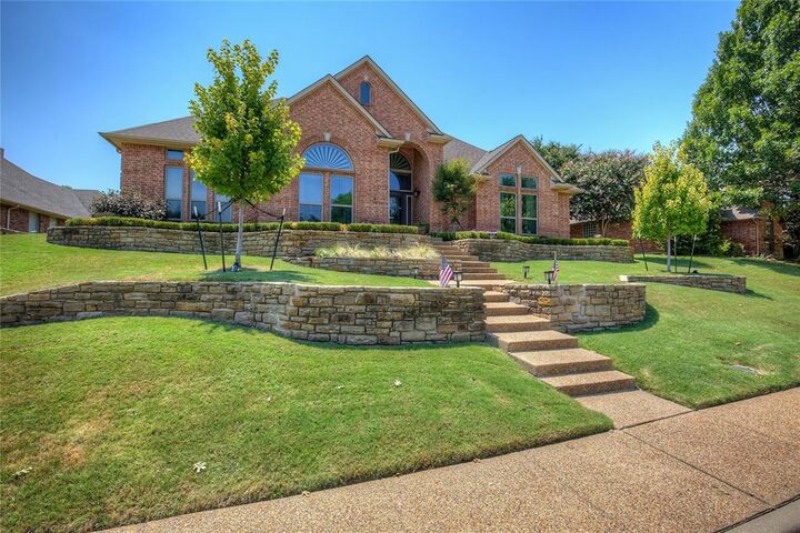 Property Photo: 826 Hunters Glen TX 75032