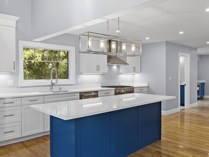 Property Photo: 6 Lovis Ave MA 01880