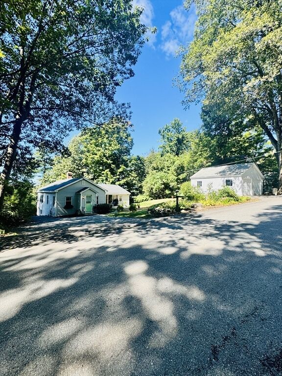Property Photo: 452 Hollis Road MA 01462