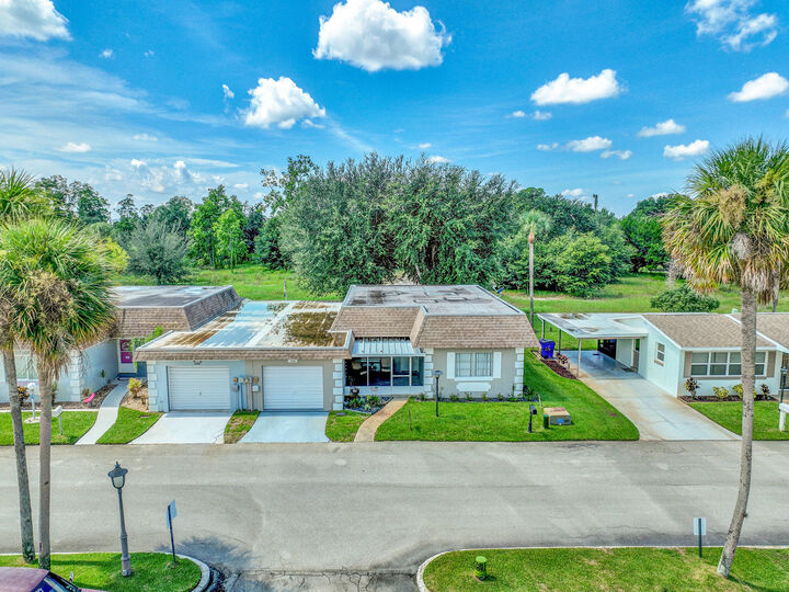 Property Photo: 114 Country Club Drive FL 33852
