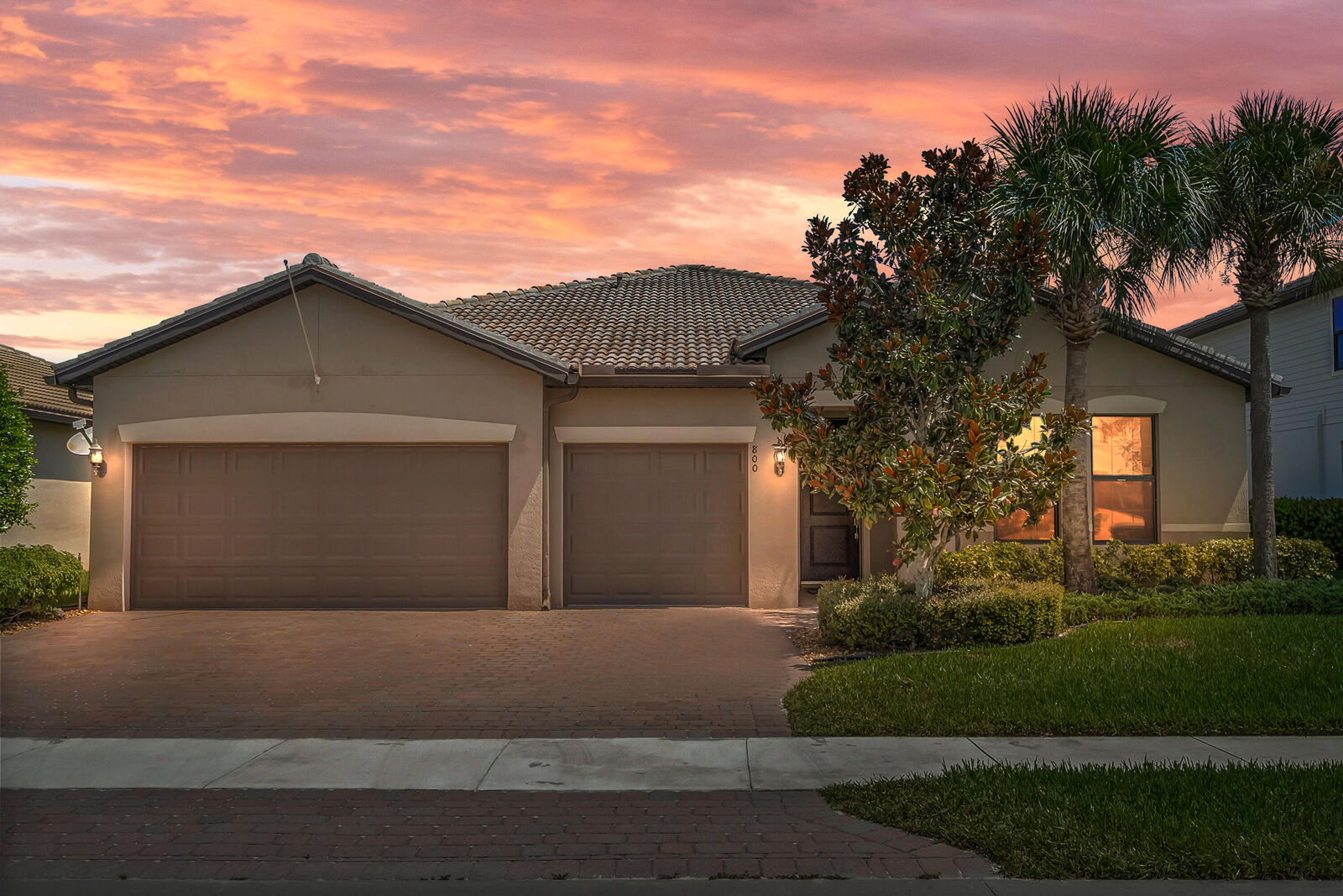 Property Photo: 800 SE Westbury Drive FL 34984