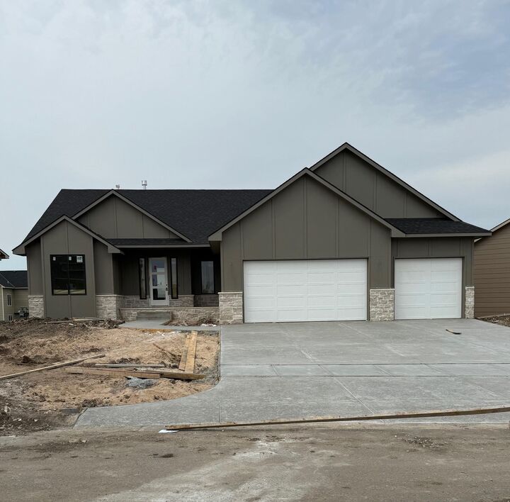 3240 N Bedford Ct  Wichita KS 67226 photo