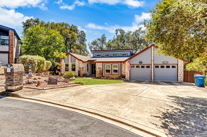 Property Photo: 15606 Bluff Springs TX 78247