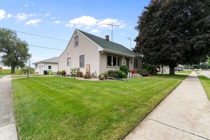 501 Pleasant Avenue  Waupun WI 53963 photo