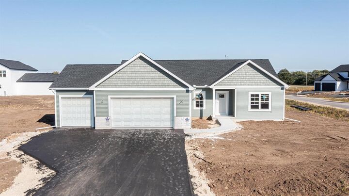 Property Photo: 1833 East Kyle Circle WI 53511