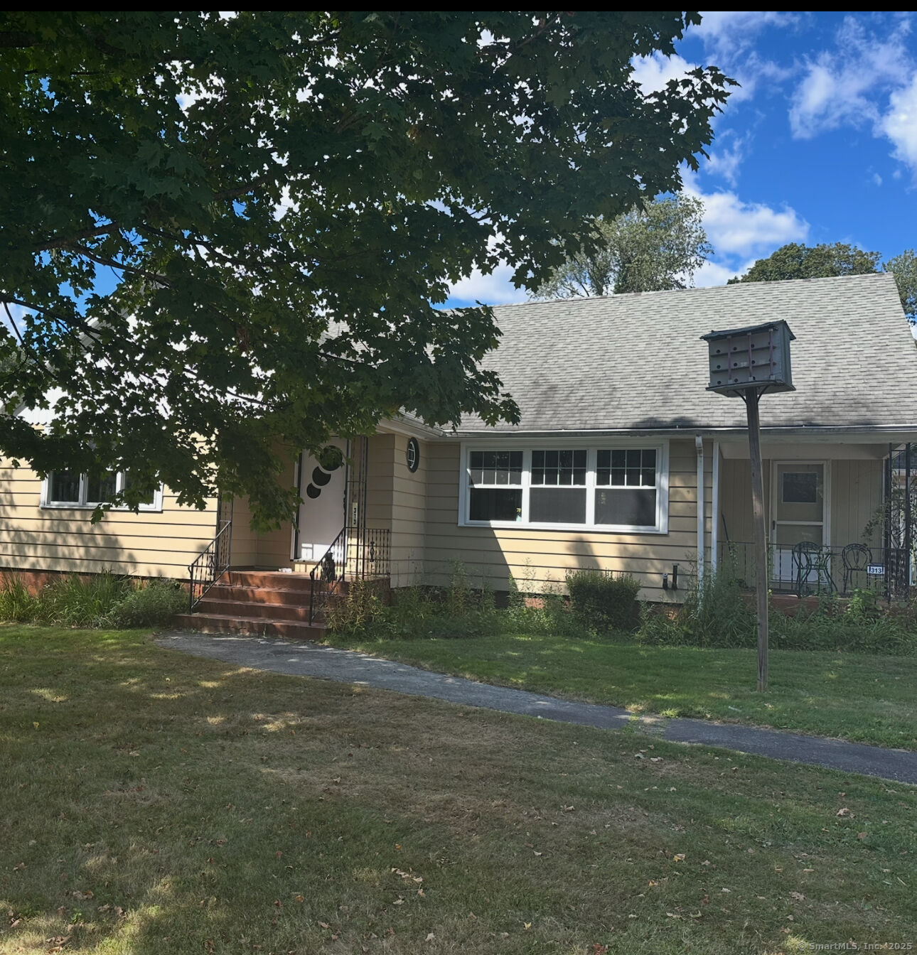 Property Photo:  313 French Street  CT 06795 