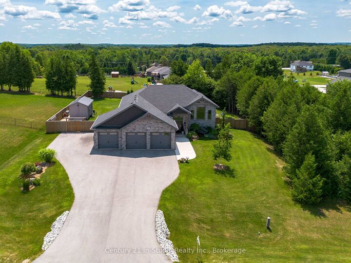Property Photo:  202 Meredith Way  ON N0H 1G0 