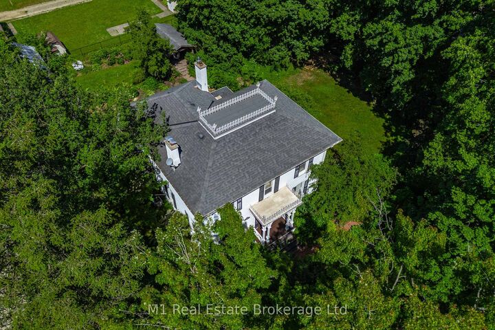 Property Photo:  119 John Street W  ON N0G 2W0 