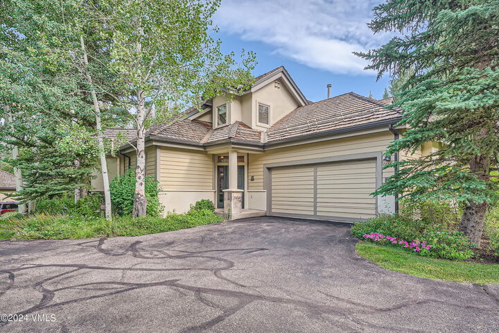 Property Photo: 116 Castle Peak Close A CO 81632