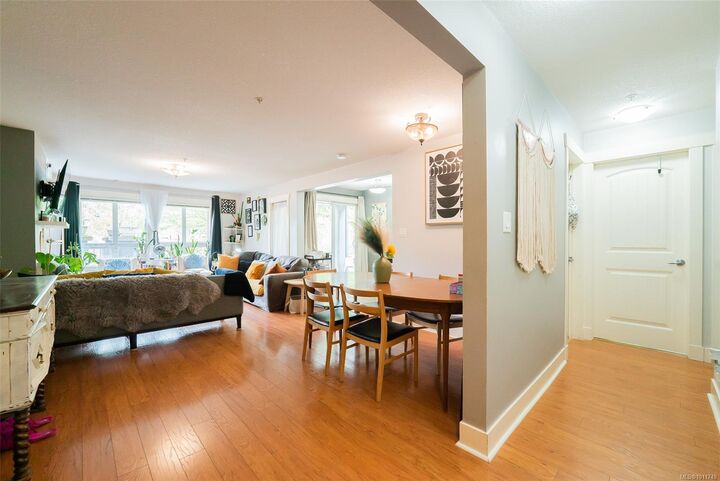 Property Photo:  1620 Townsite Rd 201  BC V9S 1N2 