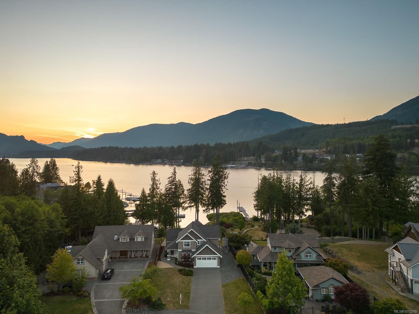 Property Photo: 525 Point Ideal Dr BC V0R 2G0