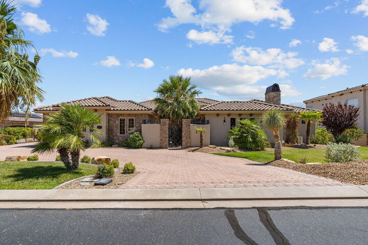 1343 W Cambridge Ave  Washington UT 84780 photo