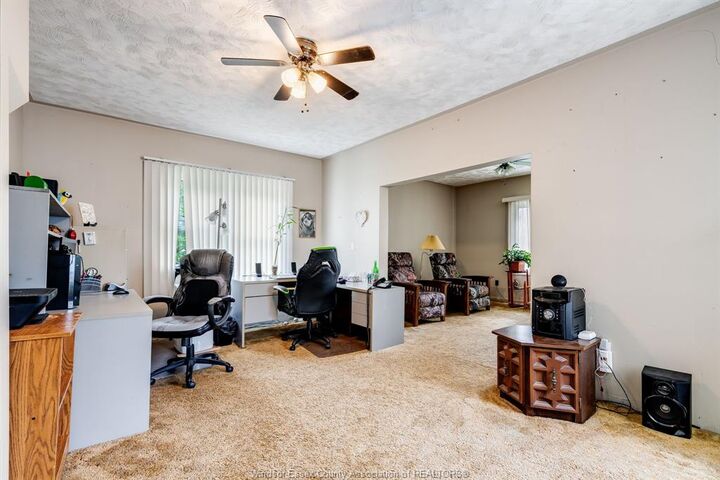 Property Photo: 140 Erie Street South ON N0P 2P0