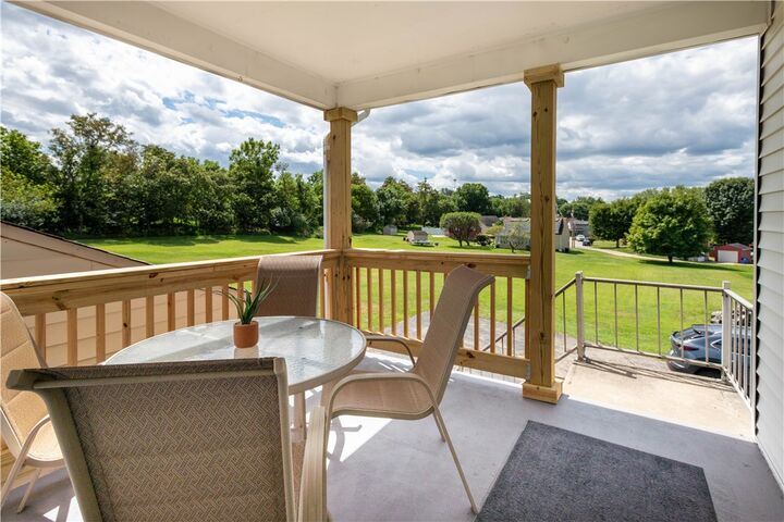 Property Photo: 2736 Reiter Rd PA 15235