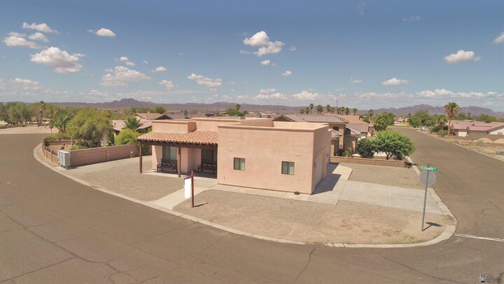 Property Photo: 28522 Telegraph Ave AZ 85356