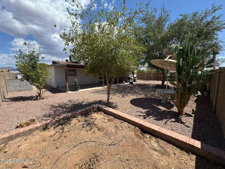 Property Photo:  1284 S Lawther Drive  AZ 85120 
