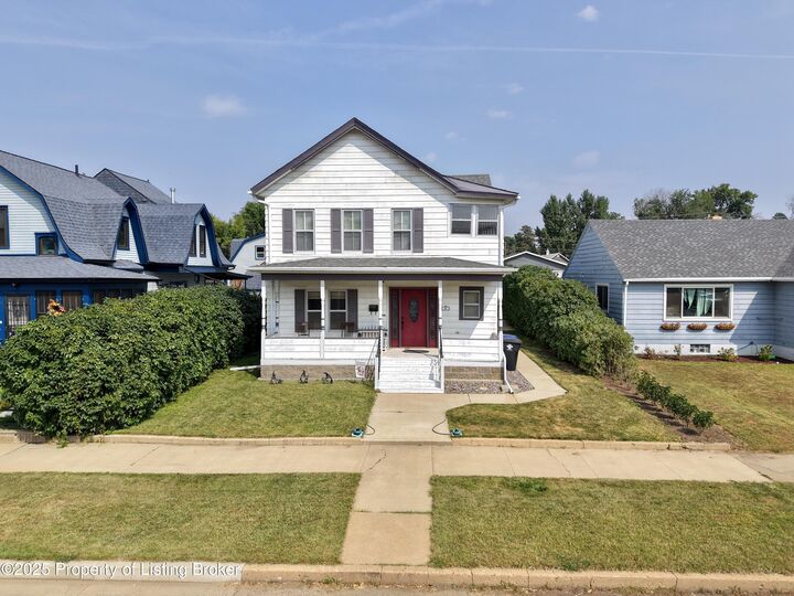 Property Photo:  11 4th Street E  ND 58601 