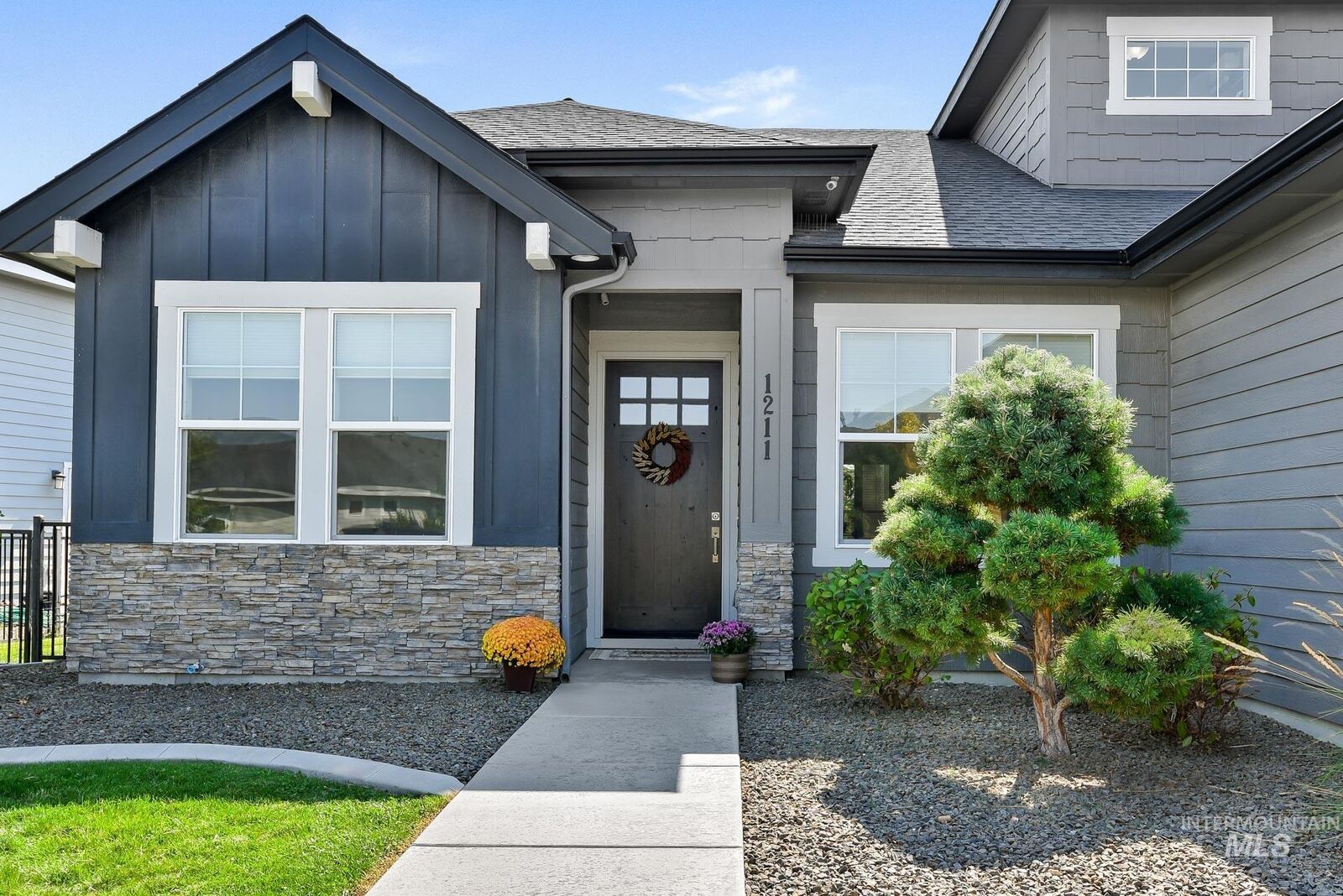 Property Photo:  1211 W Tanzanite Dr  ID 83634