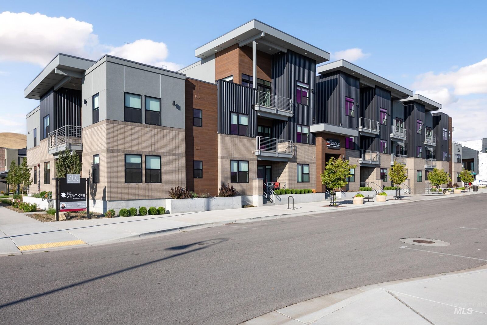 Property Photo:  4340 E Haystack St 206  ID 83716 