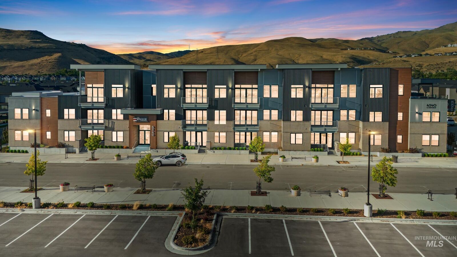 Property Photo:  4340 E Haystack St 206  ID 83716 