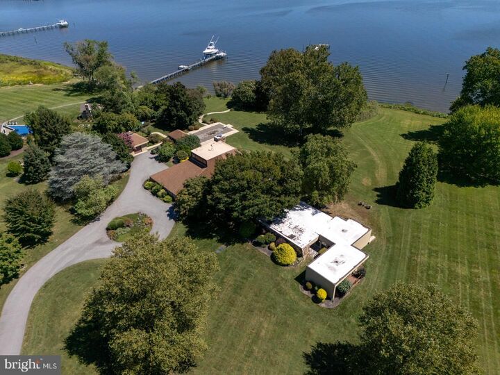 Property Photo:  3207 Bennett Point Road  MD 21658 