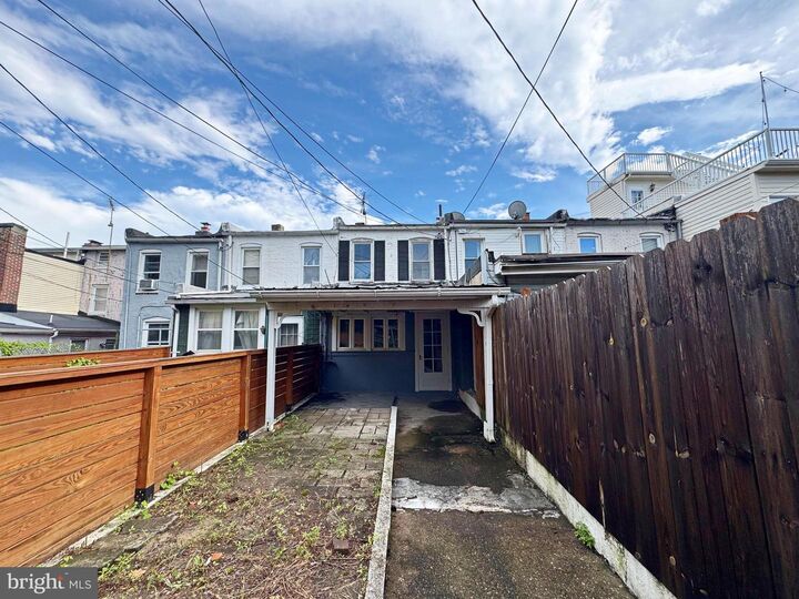 Property Photo:  416 E Cross Street  MD 21230 