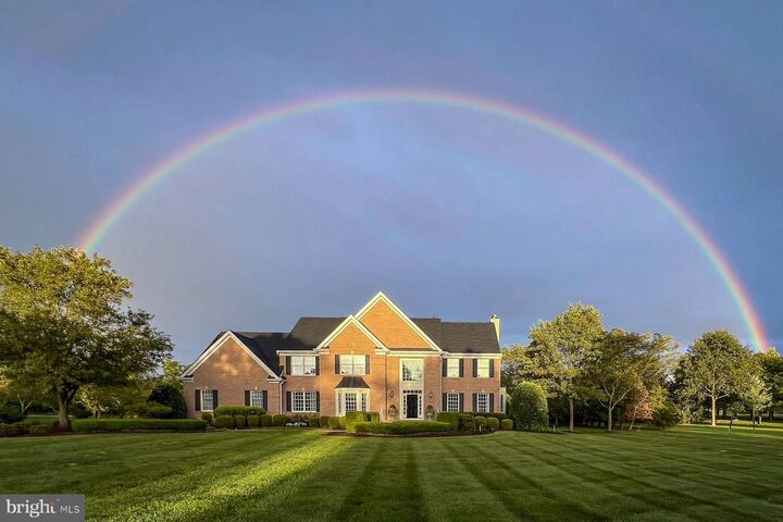 20 Hunters Ridge Drive  Pennington NJ 08534 photo
