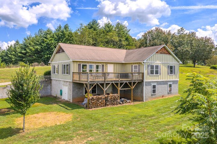 44 Crystal View Way  Leicester NC 28748 photo