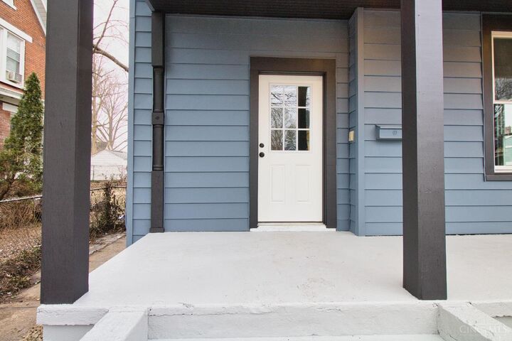 Property Photo: 6107 Clephane Avenue OH 45227