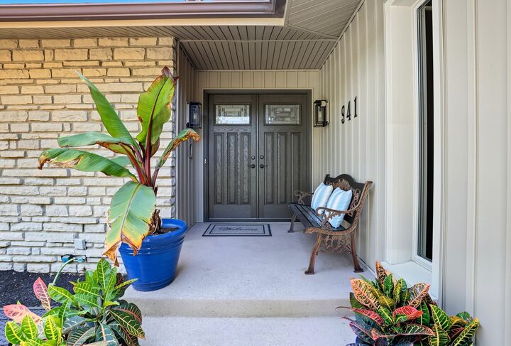 Property Photo:  941 Clubview S Boulevard  OH 43235 