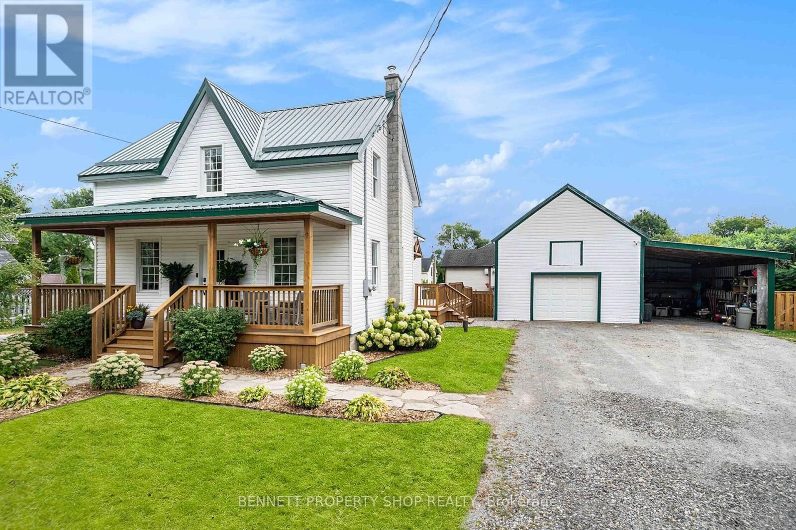 Property Photo:  41 Centre Street  ON K0E 1X0 