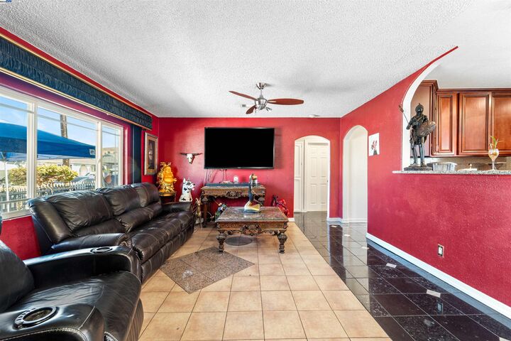 Property Photo: 357 White Dr CA 94544