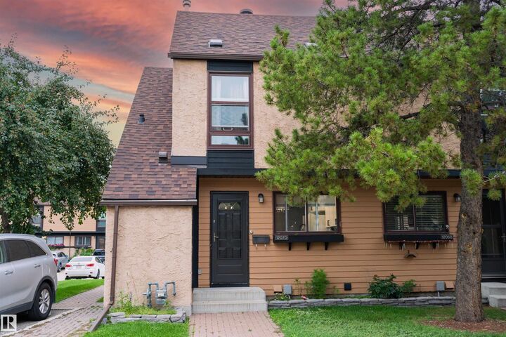 12070 25 Avenue NW  Edmonton AB T6J 4L3 photo