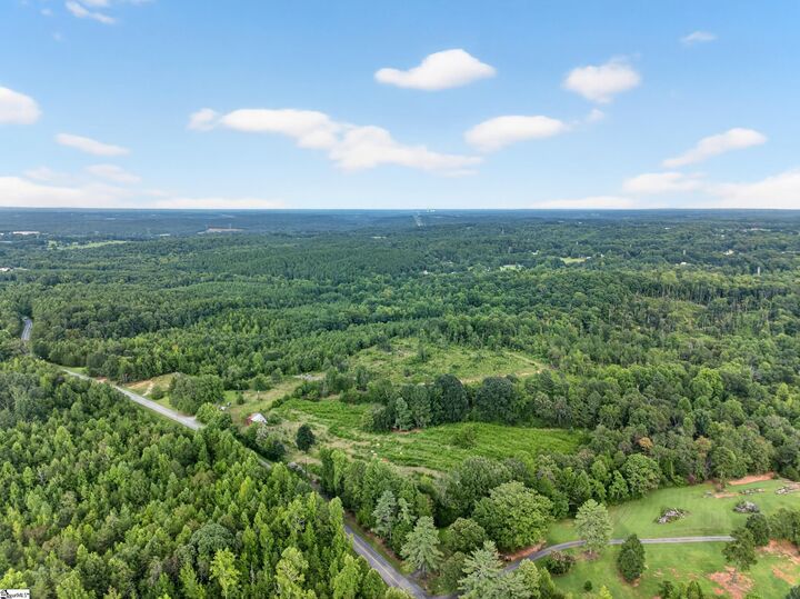 Property Photo:  550 Harris Road  SC 29323 