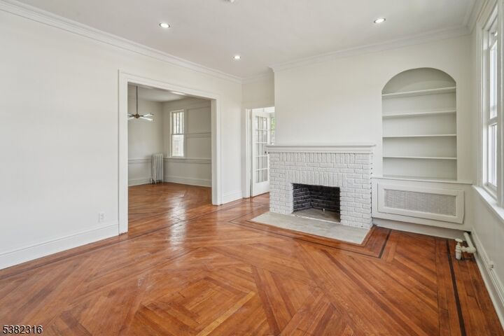 Property Photo:  80 Vassar Ave 2  NJ 07112 