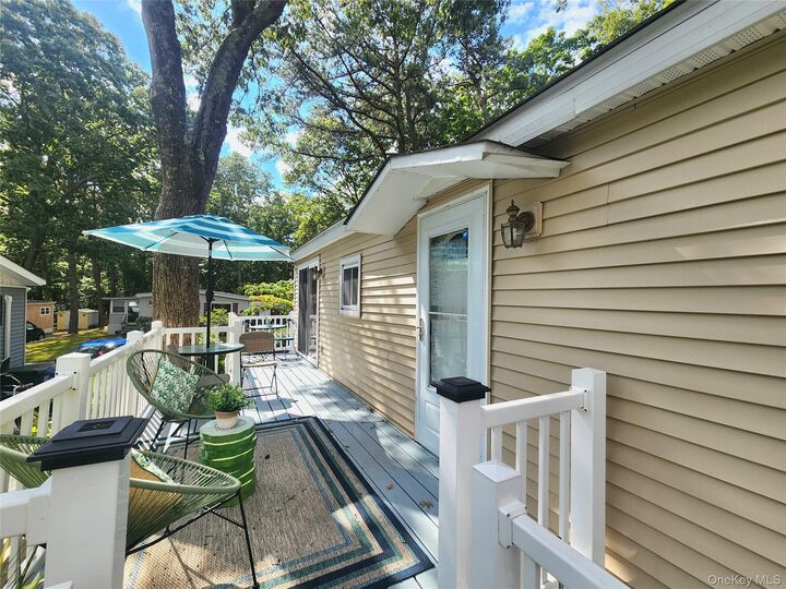 Property Photo:  525 Riverleigh Avenue 67  NY 11901 