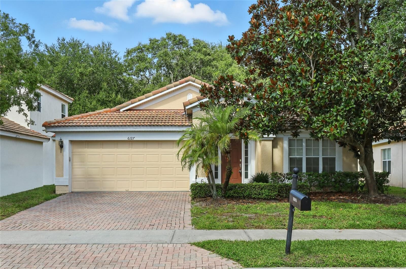 Property Photo: 6127 Froggatt Street FL 32835
