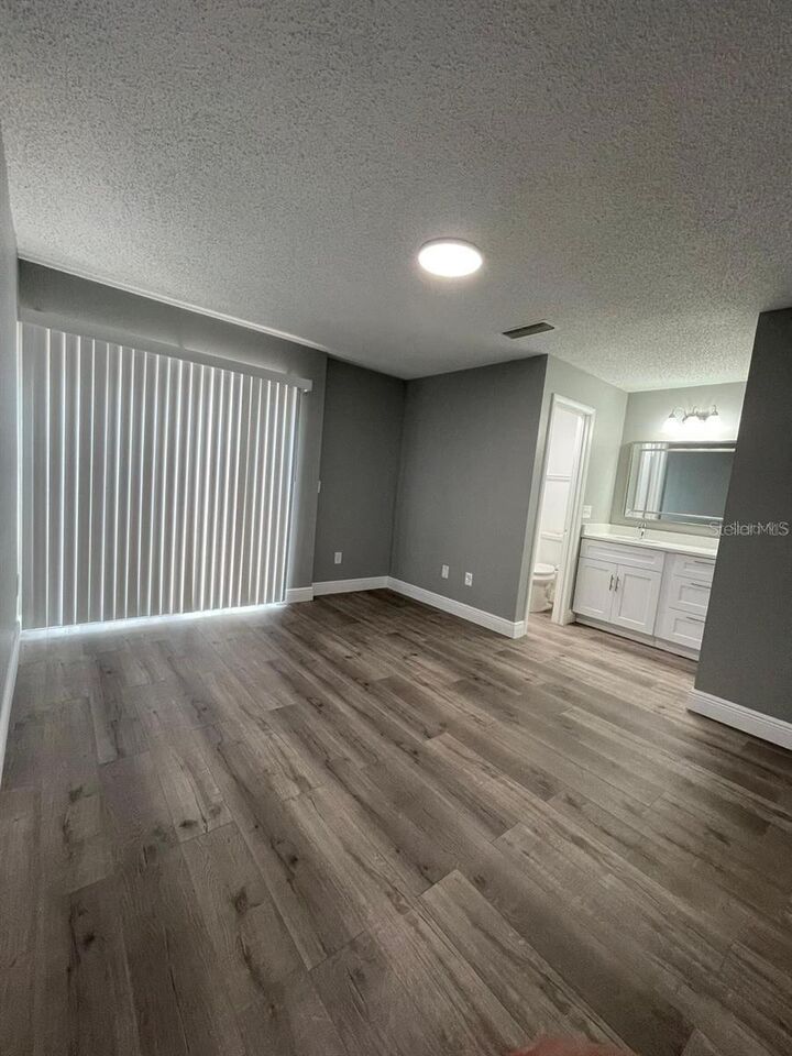 Property Photo:  5417 Serene Lane  FL 32822 