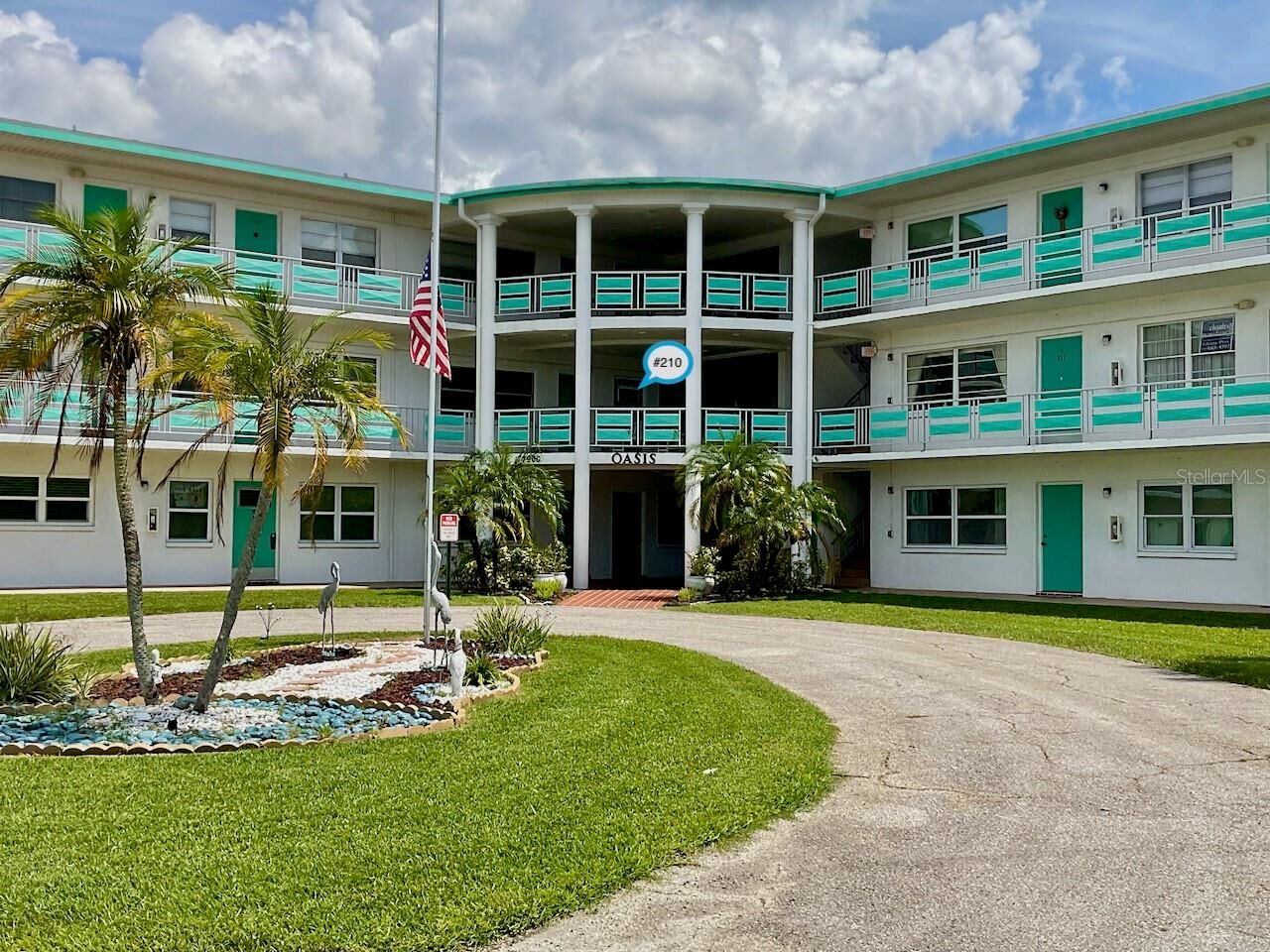 Property Photo: 1900 59th Avenue N 210 FL 33714