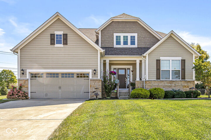 9627 Summerton Drive  Fishers IN 46037 photo